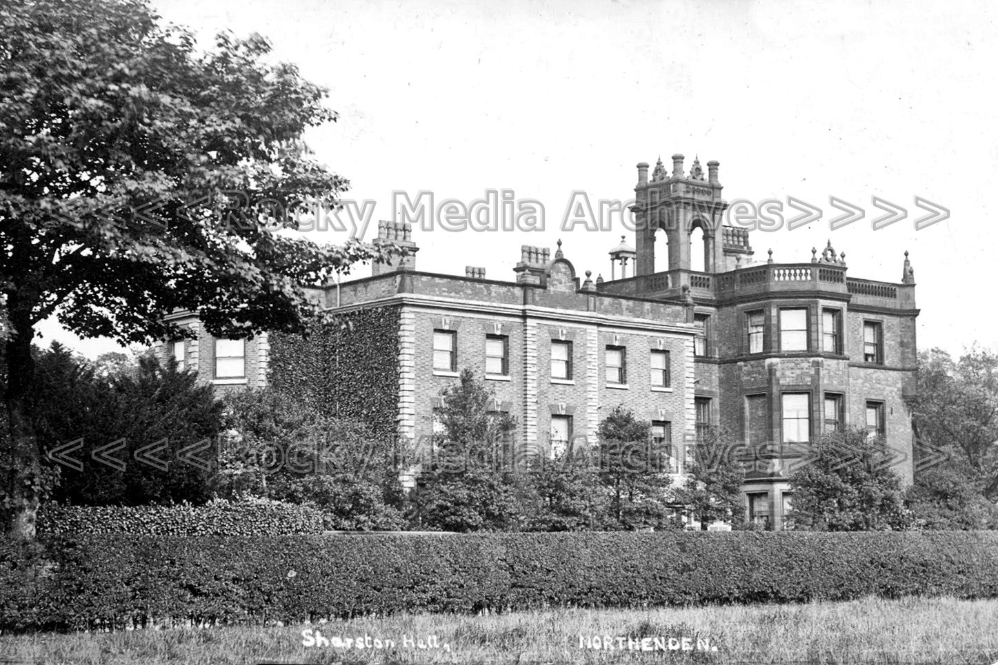 Myy-99 Country House, Sharston Hall, Northenden, Manchester. Photo
