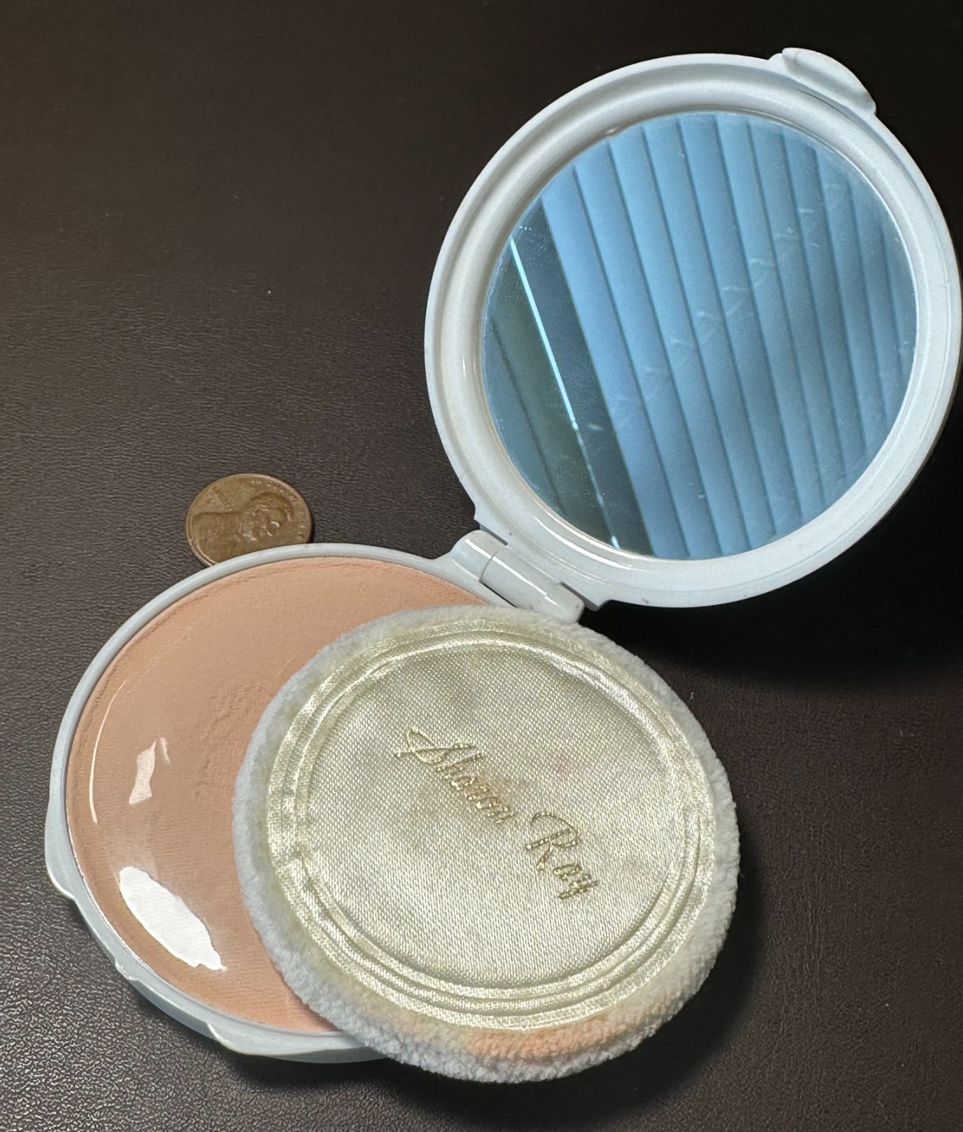Vintage Sharon Ray Corp PEACH MIST makeup compact; powder, cosmetics Vintage Sharon Ray Corp PEACH MIST makeup compact; powder, cosmetics