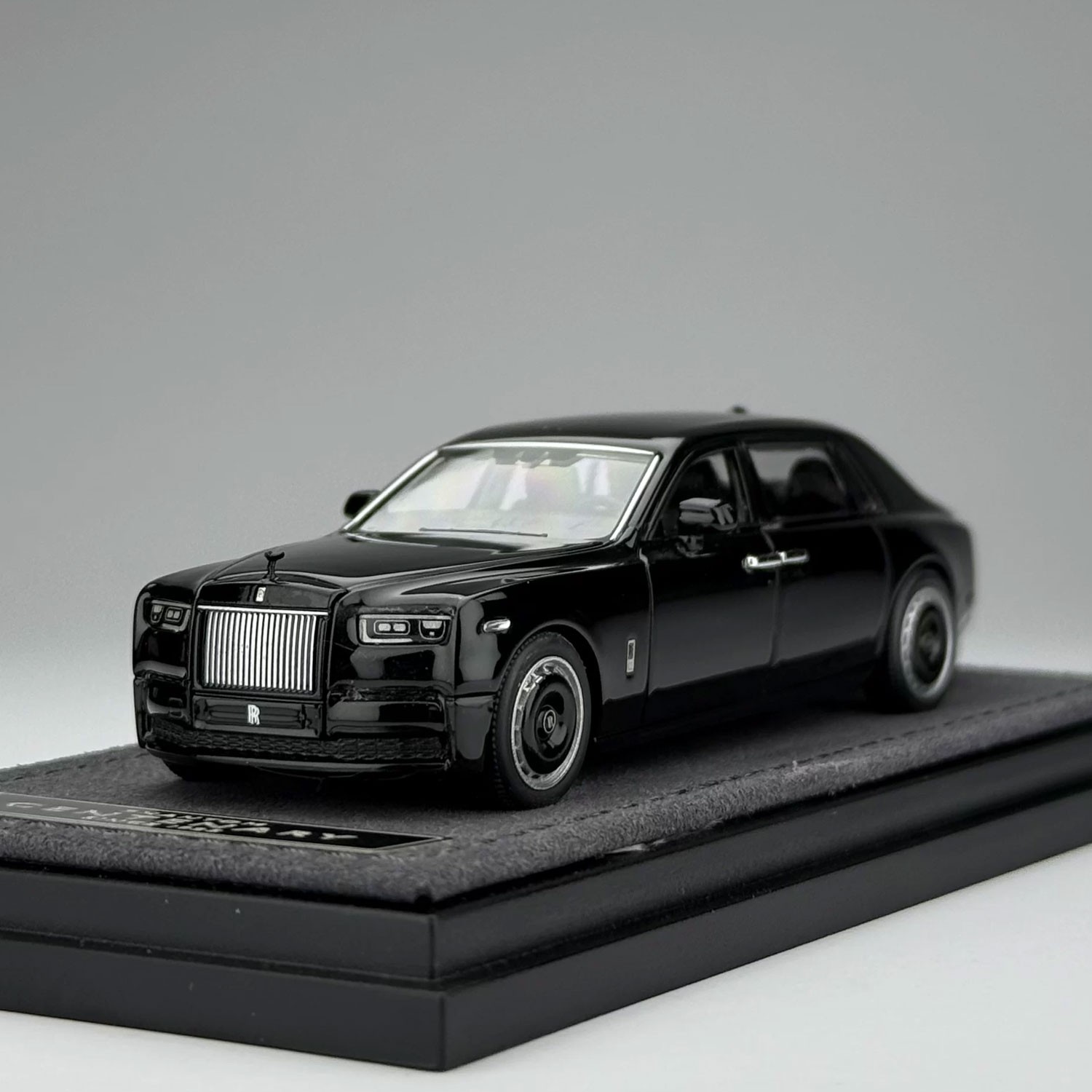 1/64 Phantom 8.5 EWB Long Version HEC Beijing Alloy Diecast Collectible Gift 1/64 Phantom 8.5 EWB Long Version HEC Beijing Alloy Diecast Collectible Gift