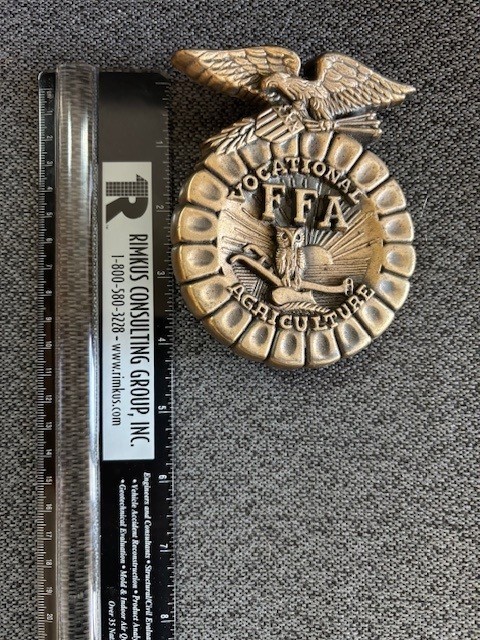 4"X3.5" FFA Medallion Emblem Metal Used Pre-Owned Future Farmers of America 4"X3.5" FFA Medallion Emblem Metal Used Pre-Owned Future Farmers of America