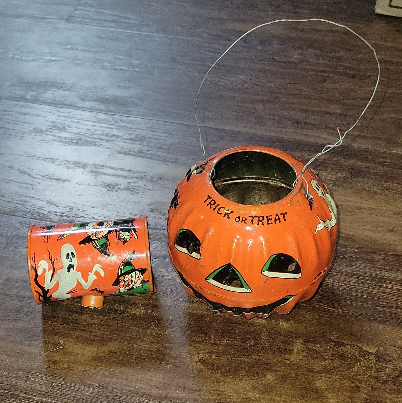 VTG 1950s U.S. Metal Toy Tin Litho Trick-or-Treat Halloween Pumpkin & Noisemaker VTG 1950s U.S. Metal Toy Tin Litho Trick-or-Treat Halloween Pumpkin & Noisemaker