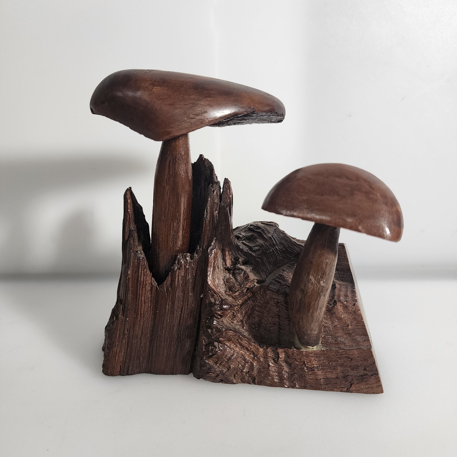Vintage Hand Carved Wooden Mushroom Fungi Ironwood Decor Toadstools Sculpture Vintage Hand Carved Wooden Mushroom Fungi Ironwood Decor Toadstools Sculpture