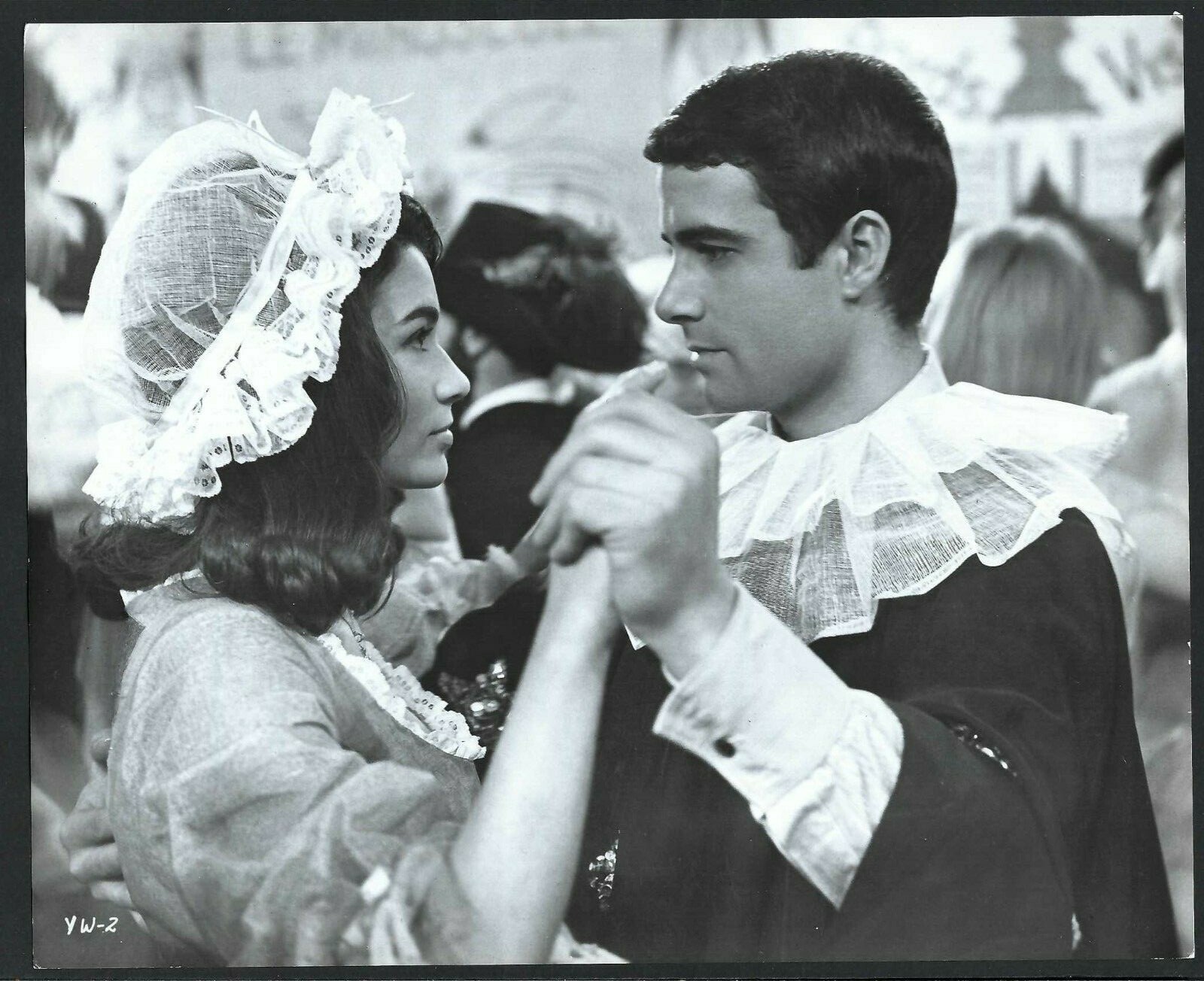 UNKNOW HOLLYWOOD ACTORS STUNNING VINTAGE ORIGINAL PHOTO MOVIE FILM SCENE UNKNOW HOLLYWOOD ACTORS STUNNING VINTAGE ORIGINAL PHOTO MOVIE FILM SCENE