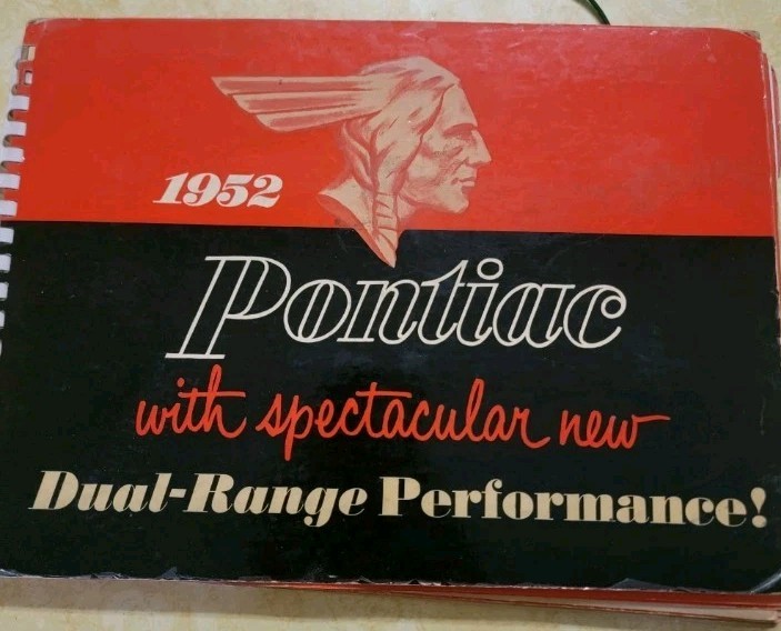 1952 Pontiac Dealer Sales Album Paint Chips Fabric Swatches OEM GM Dealer Book 1952 Pontiac Dealer Sales Album Paint Chips Fabric Swatches OEM GM Dealer Book