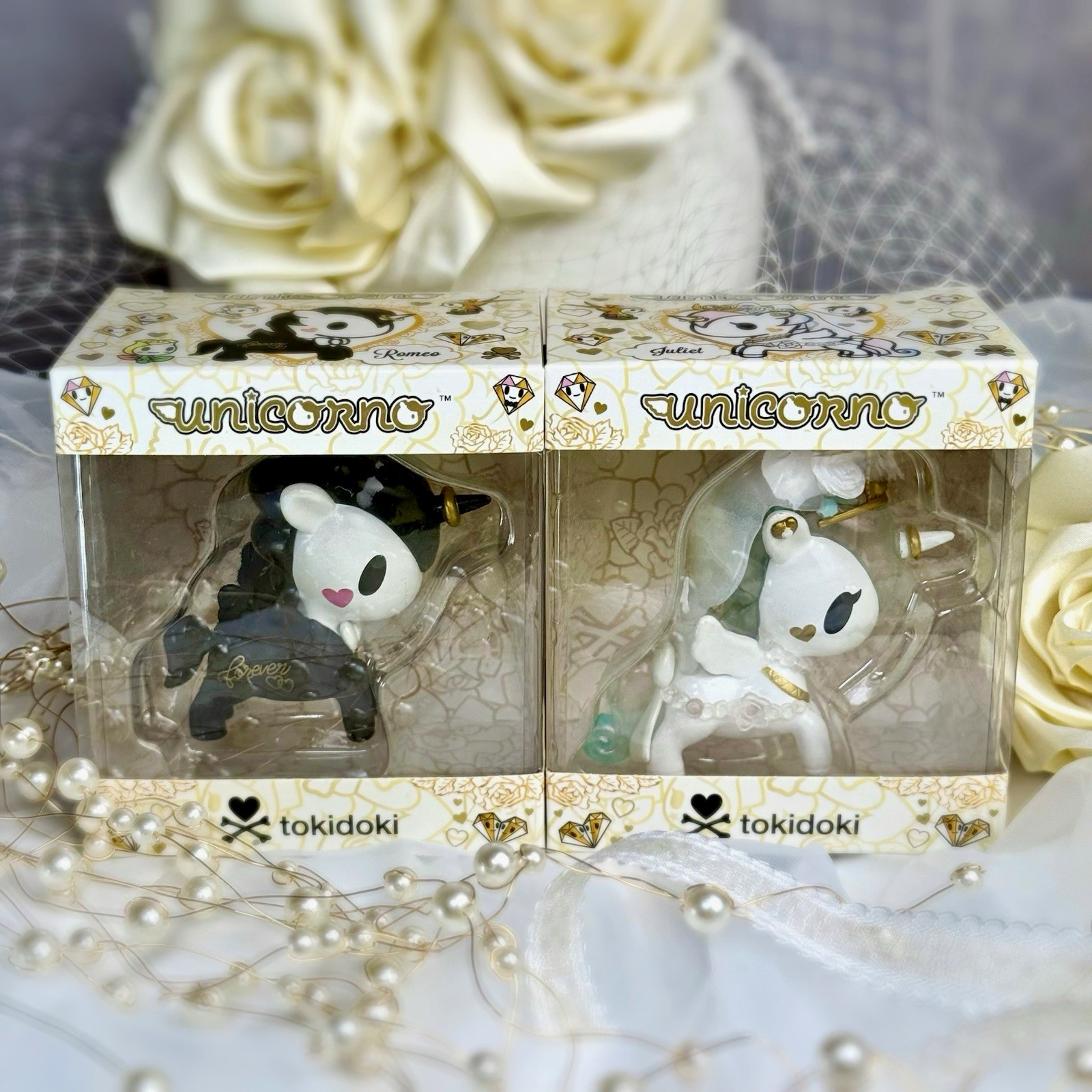 RARE NIB tokidoki Unicorno Romeo & Juliet Wedding Exclusive Figure Set of 2 RARE NIB tokidoki Unicorno Romeo & Juliet Wedding Exclusive Figure Set of 2