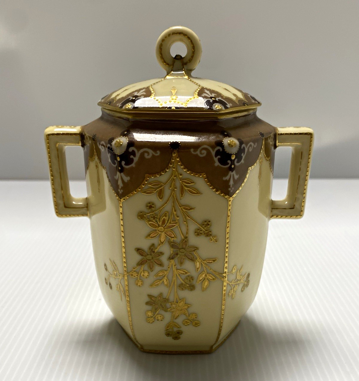 Antique G.D. & Co. France Sugar Bowl With Lid 1880s Hexagonal Antique G.D. & Co. France Sugar Bowl With Lid 1880s Hexagonal