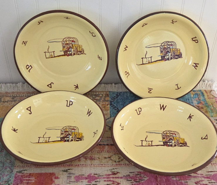 4 Vintage 1950's Monterrey Western Ware Chuckwagon Enamelware bowls 7" wide 4 Vintage 1950's Monterrey Western Ware Chuckwagon Enamelware bowls 7" wide