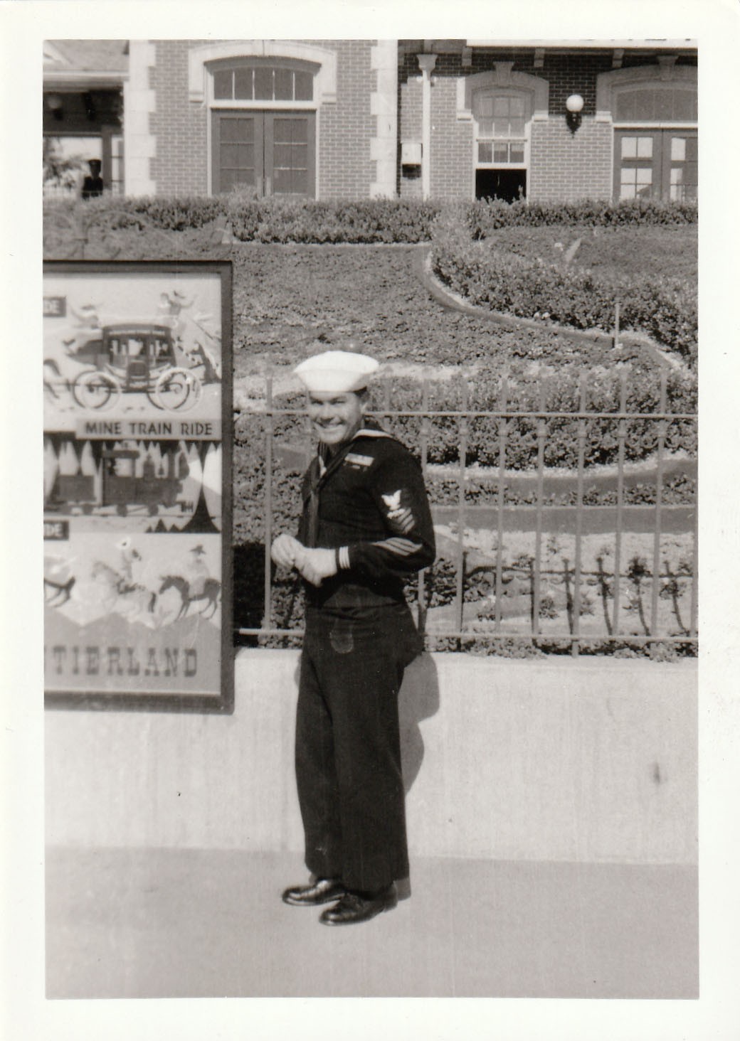 Vintage Photo 1950s Disneyland Entrance US Navy Soldier Frontierland Sign Park