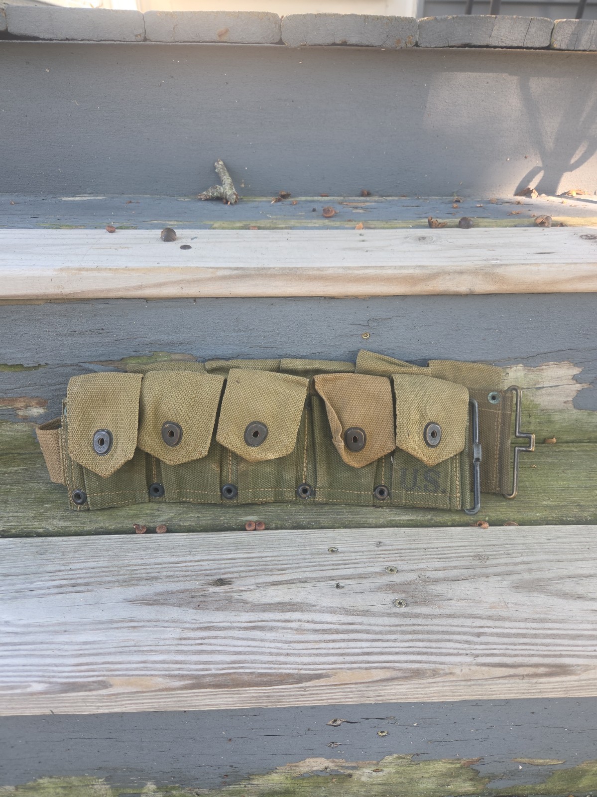 US Army M1923 WWII Ammunition Cartridge Belt Transitional 1943 (Two-tone) US Army M1923 WWII Ammunition Cartridge Belt Transitional 1943 (Two-tone)