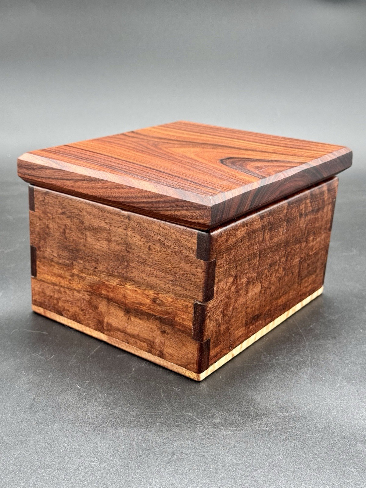 Pomelle Granadillo & Bolivian Rosewood and Curly Maple - Hinged Boxes Pomelle Granadillo & Bolivian Rosewood and Curly Maple - Hinged Boxes