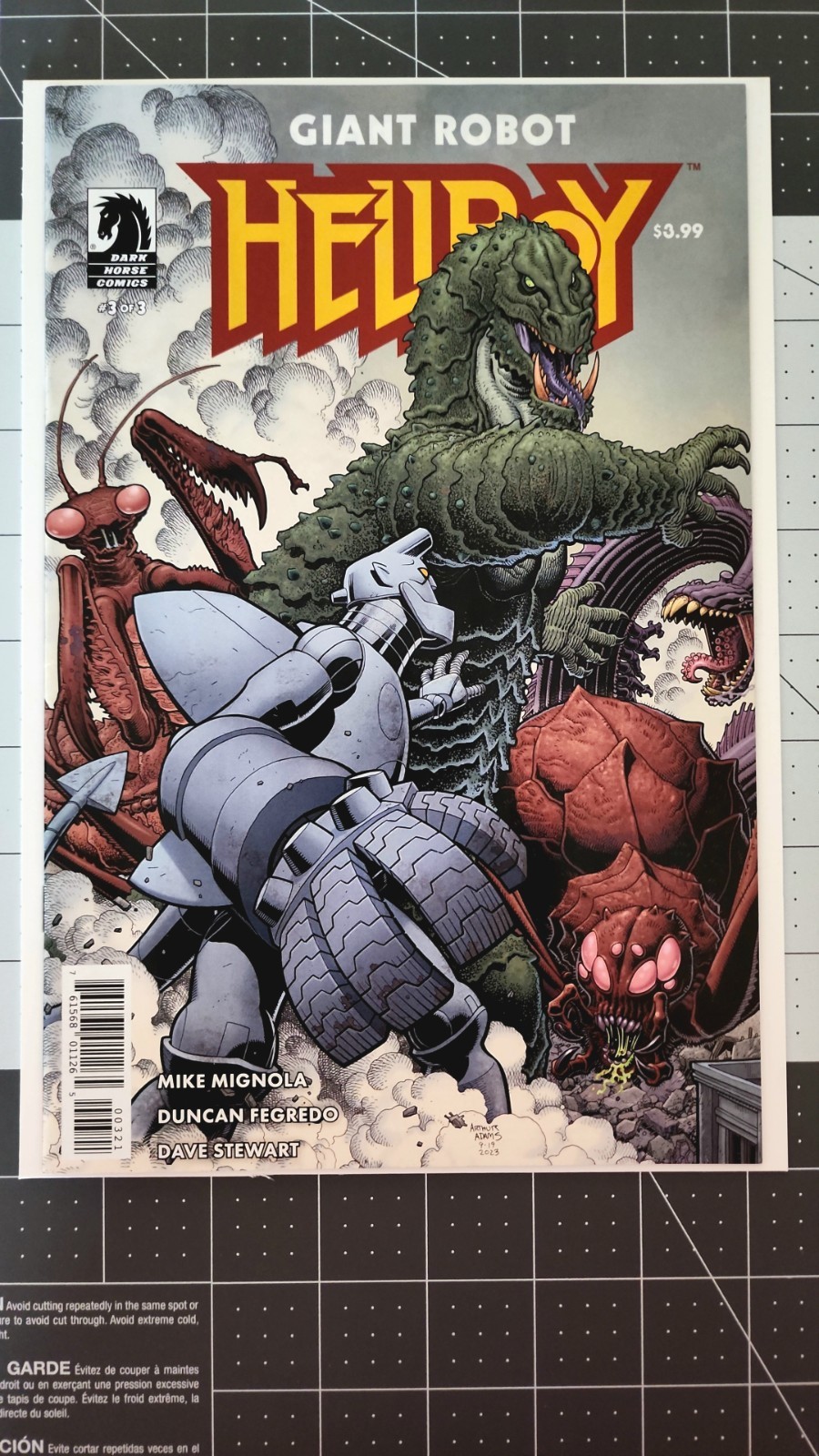 Giant Robot Hellboy #3 Arthur Adams Monster Variant HTF Comic Cover Mignola Giant Robot Hellboy #3 Arthur Adams Monster Variant HTF Comic Cover Mignola