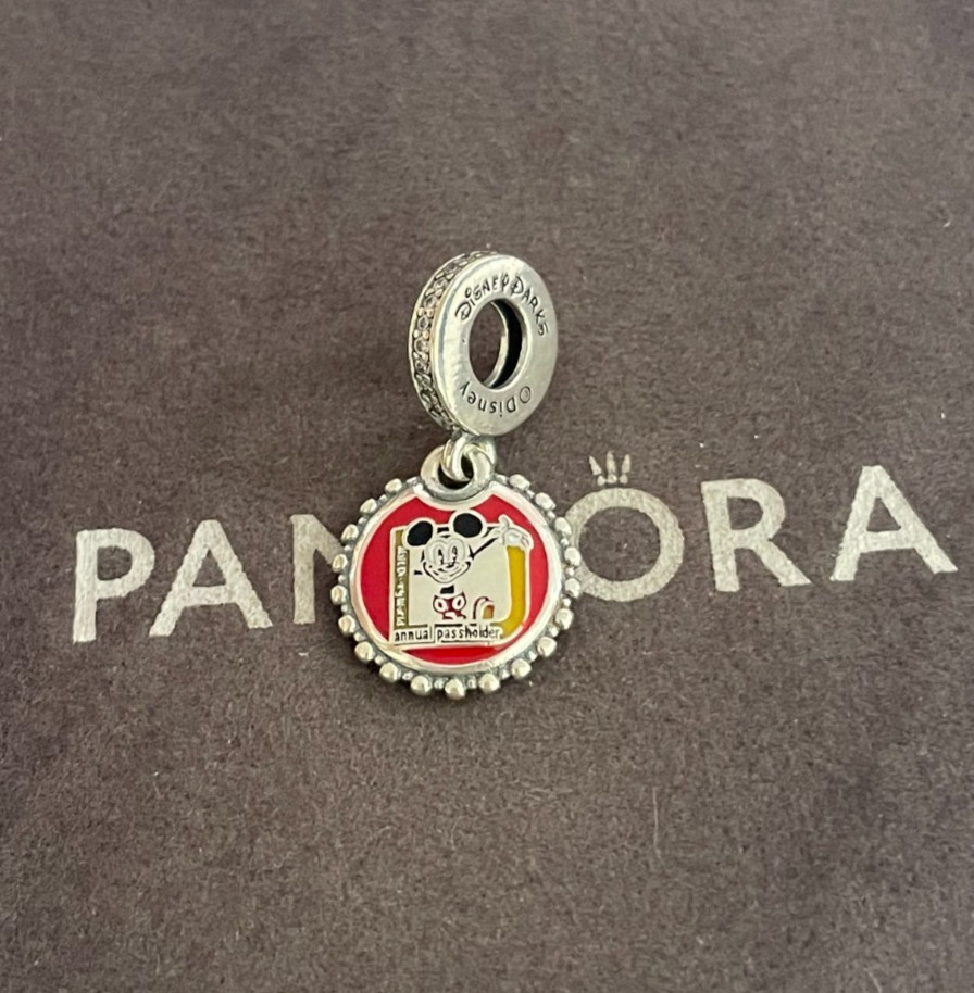 Disney Walt Disney World Annual Passholder Mickey 2023 Dangle Charm Bead Disney Walt Disney World Annual Passholder Mickey 2023 Dangle Charm Bead