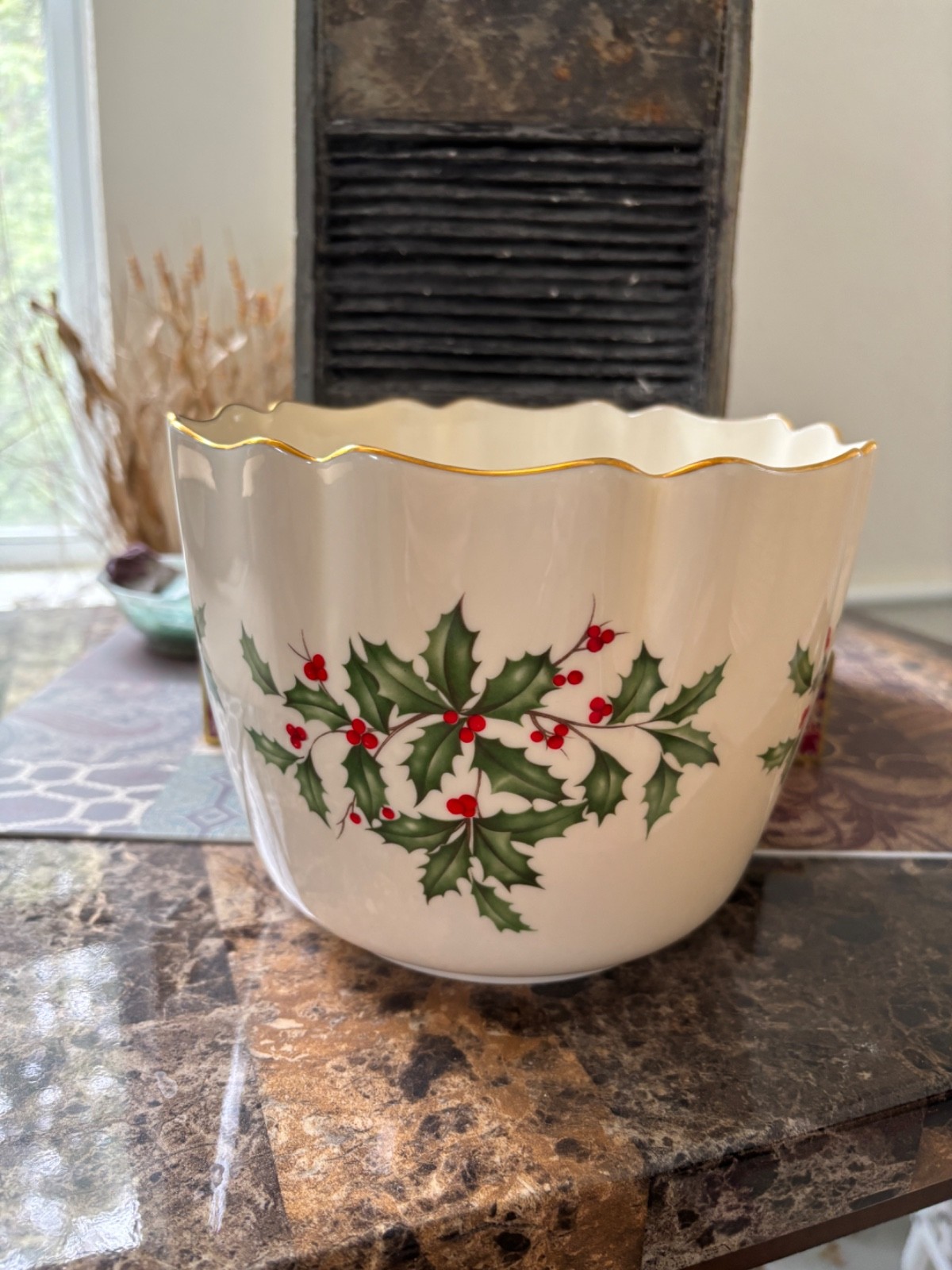 NEW Lenox Holiday Cachepot - Beautiful ~ for floral, candy, or many other uses NEW Lenox Holiday Cachepot - Beautiful ~ for floral, candy, or many other uses