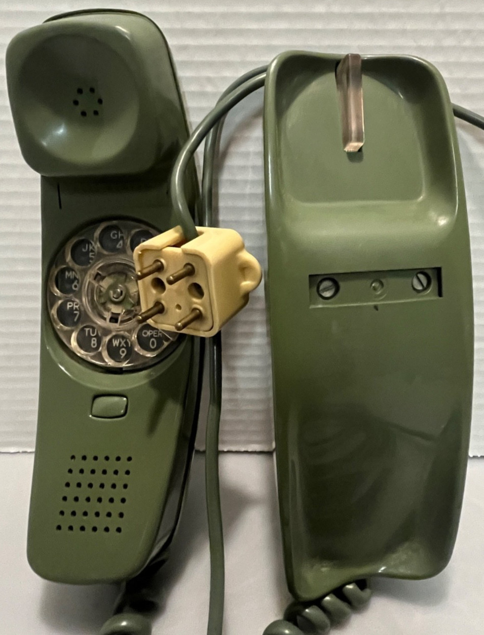 Vintage Western Electric Bell System Trimline Rotary Phone Olive Green 4 Prong