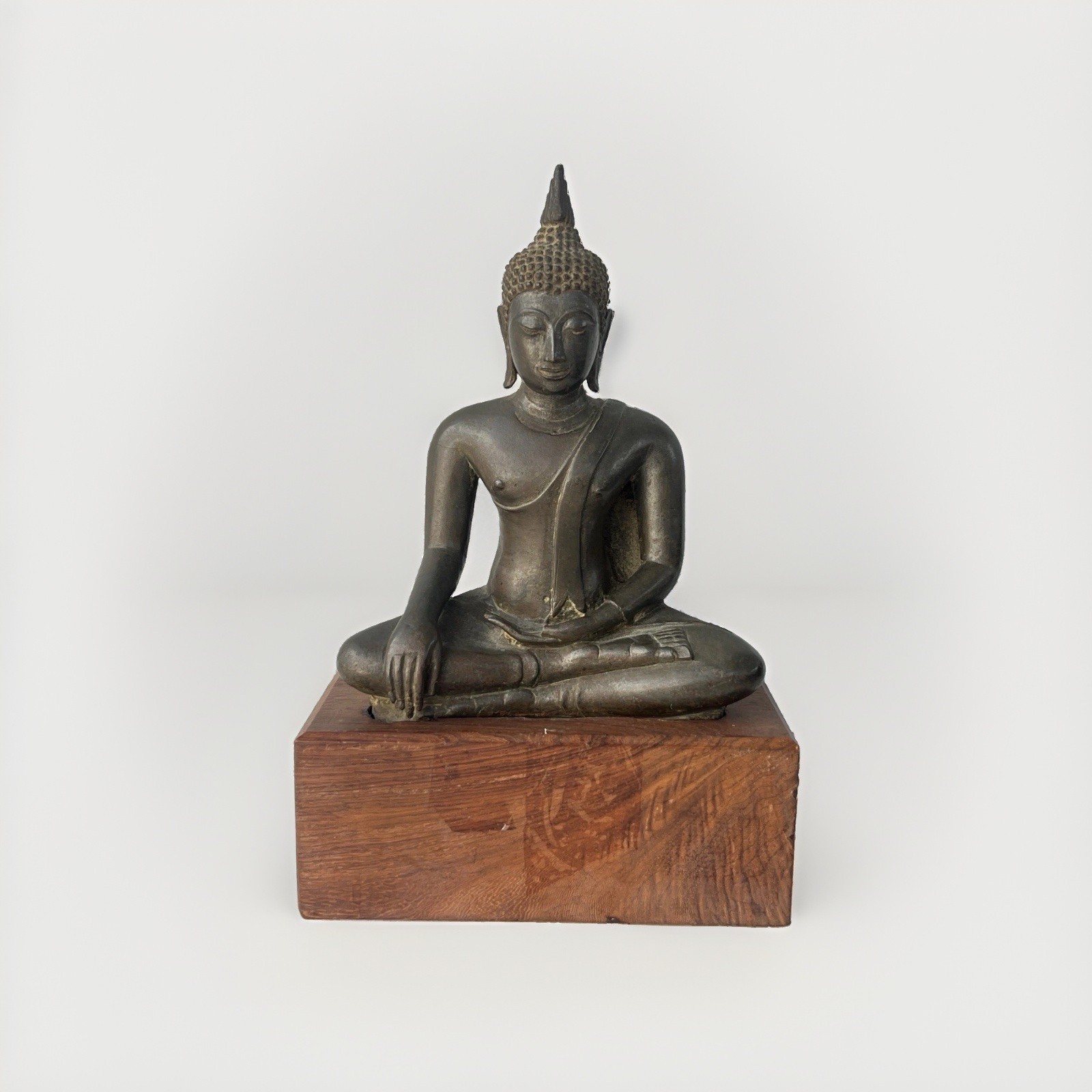 Antique Southeast Asian Bronze Seated Buddha Figure on Wooden Base Antique Southeast Asian Bronze Seated Buddha Figure on Wooden Base