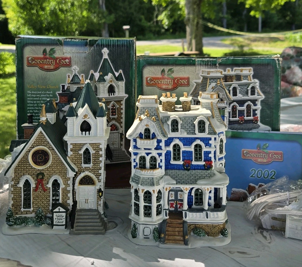 Lot Of 2 Lemax 2002 Coventry Cove. Murray Manor & Valley View Church. Porcelain