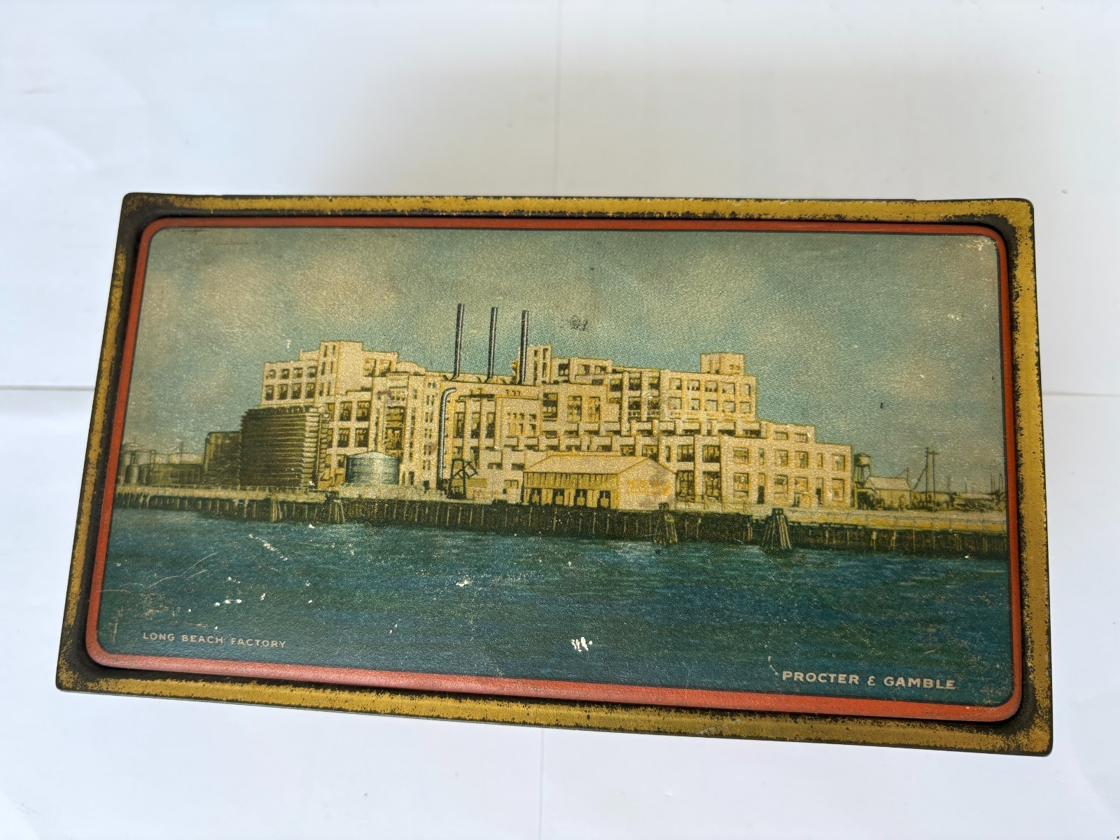 Vintage/Antique Candy Tin -- Proctor&Gamble Long Beach Plant Vintage/Antique Candy Tin -- Proctor&Gamble Long Beach Plant