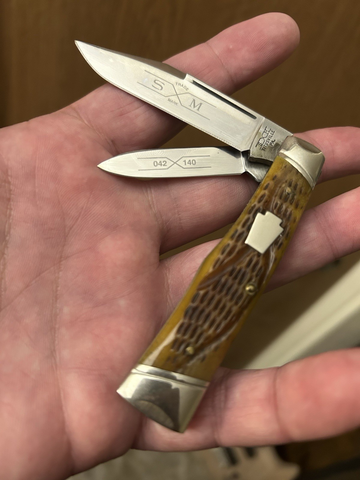 🔥 Schatt & Morgan By Queen USA Amber Gunstock Jack Knife New Limited Edition 🔥 Schatt & Morgan By Queen USA Amber Gunstock Jack Knife New Limited Edition