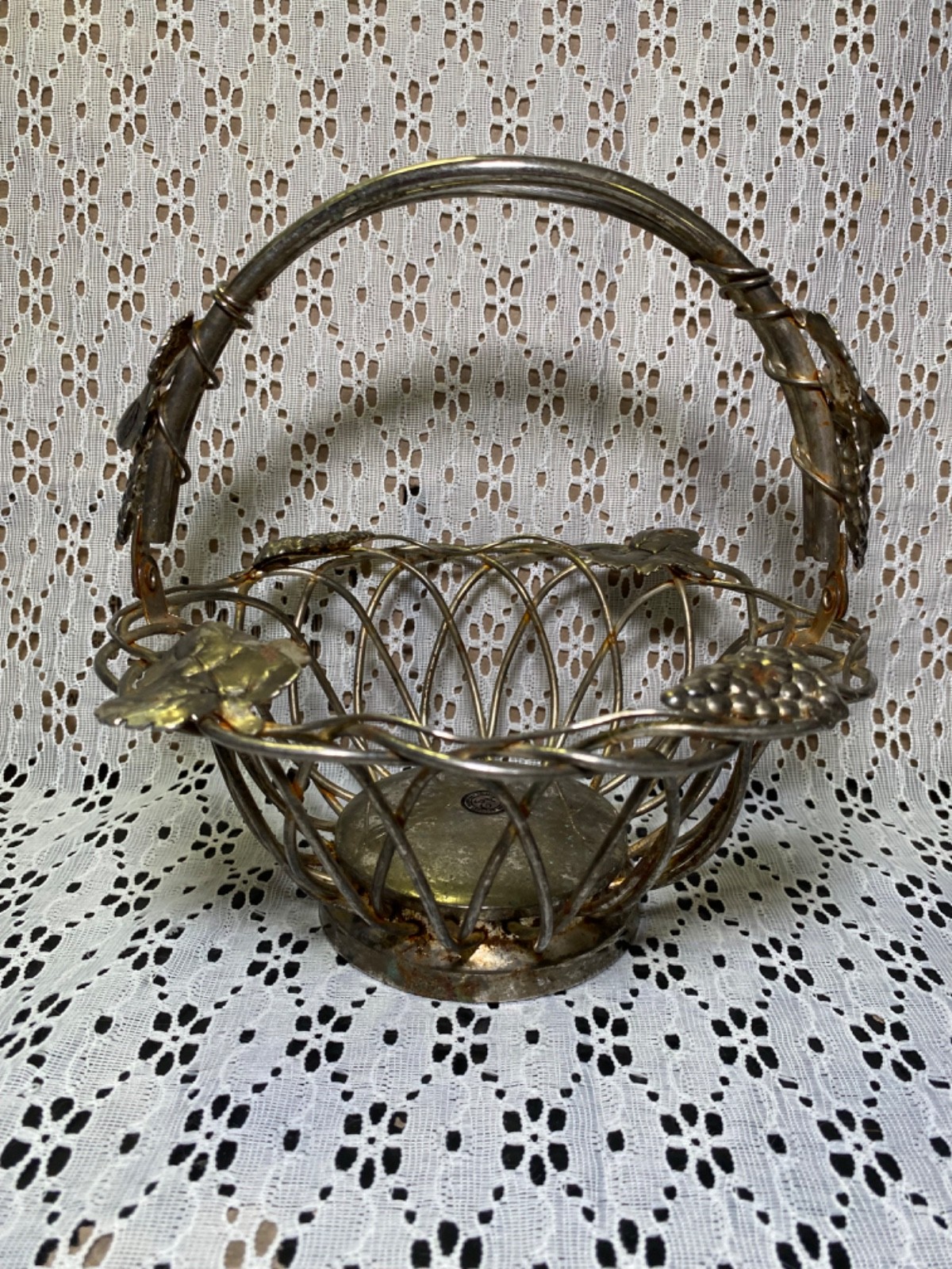 VTG Godinger Silver Art Co. Ltd. Grapevine Basket Swinging Handle VTG Godinger Silver Art Co. Ltd. Grapevine Basket Swinging Handle