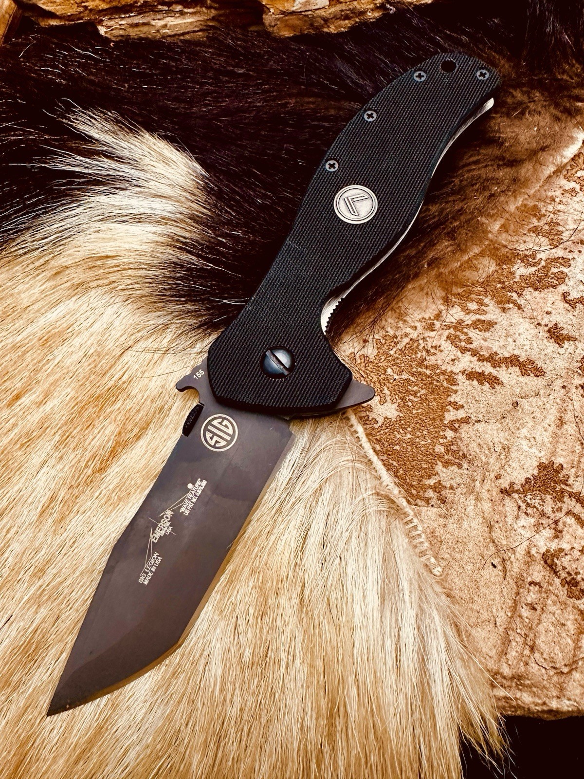 Rare Emerson Knives Sig SAUER Legion Tanto Rare Emerson Knives Sig SAUER Legion Tanto