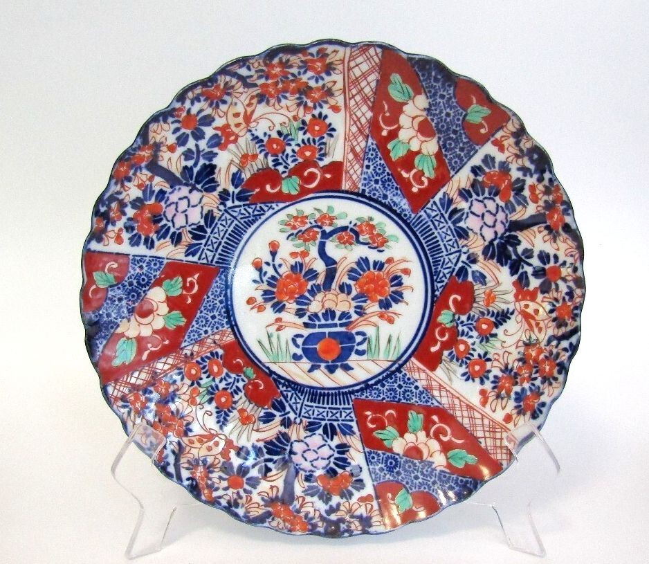 Antique Japanese Imari Porcelain Plate Scalloped Rim 19th Century Meiji 145 Yrs Antique Japanese Imari Porcelain Plate Scalloped Rim 19th Century Meiji 145 Yrs