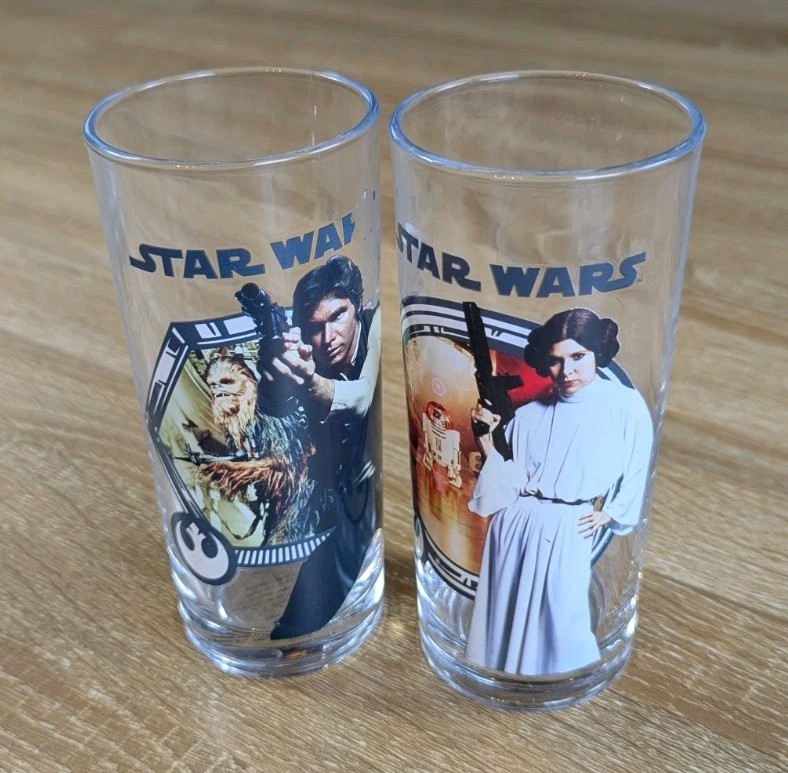 Vandor Star Wars Collector Glass Set 2-Piece 10oz Drinking Glasses Classic Trilo Vandor Star Wars Collector Glass Set 2-Piece 10oz Drinking Glasses Classic Trilo