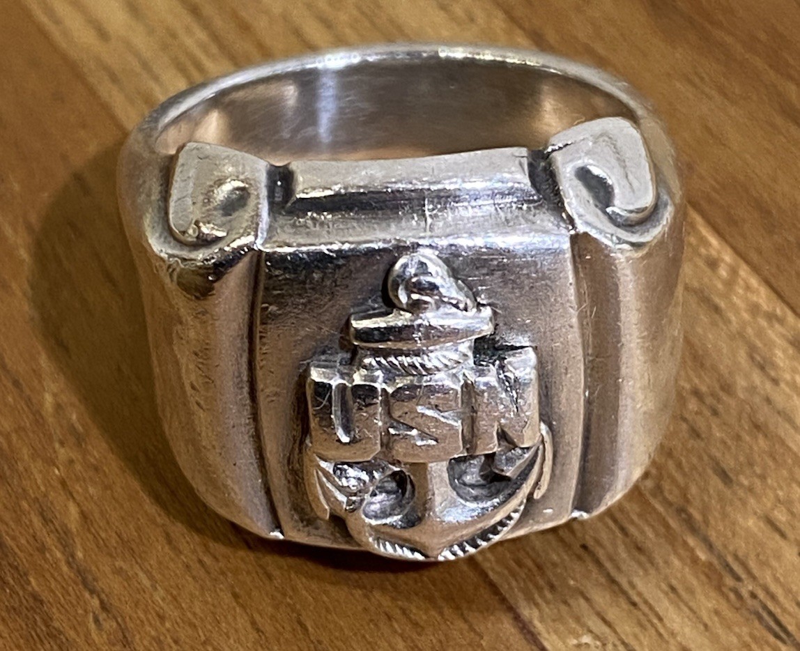 Vintage USN Sterling Silver Ring Sz9 Navy Anchor Emblem Men’s Military Vintage USN Sterling Silver Ring Sz9 Navy Anchor Emblem Men’s Military