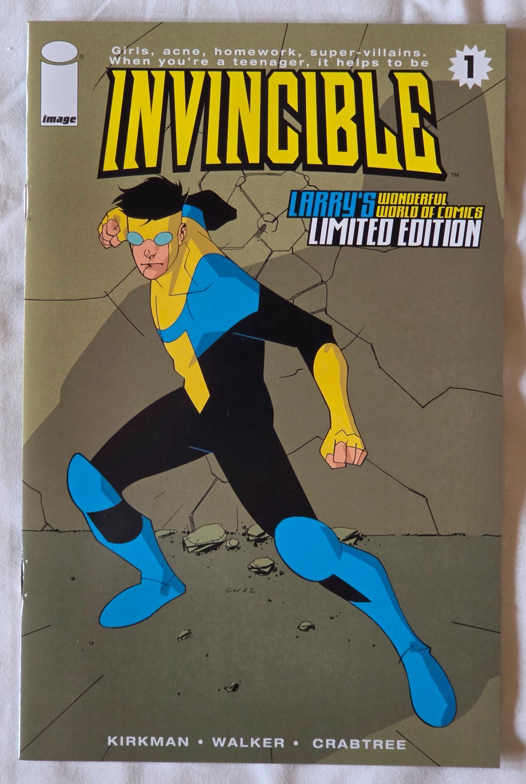 Invincible #1 Larry's Wonderful World of Comics Limited Edition Kirkman Walker Invincible #1 Larry's Wonderful World of Comics Limited Edition Kirkman Walker
