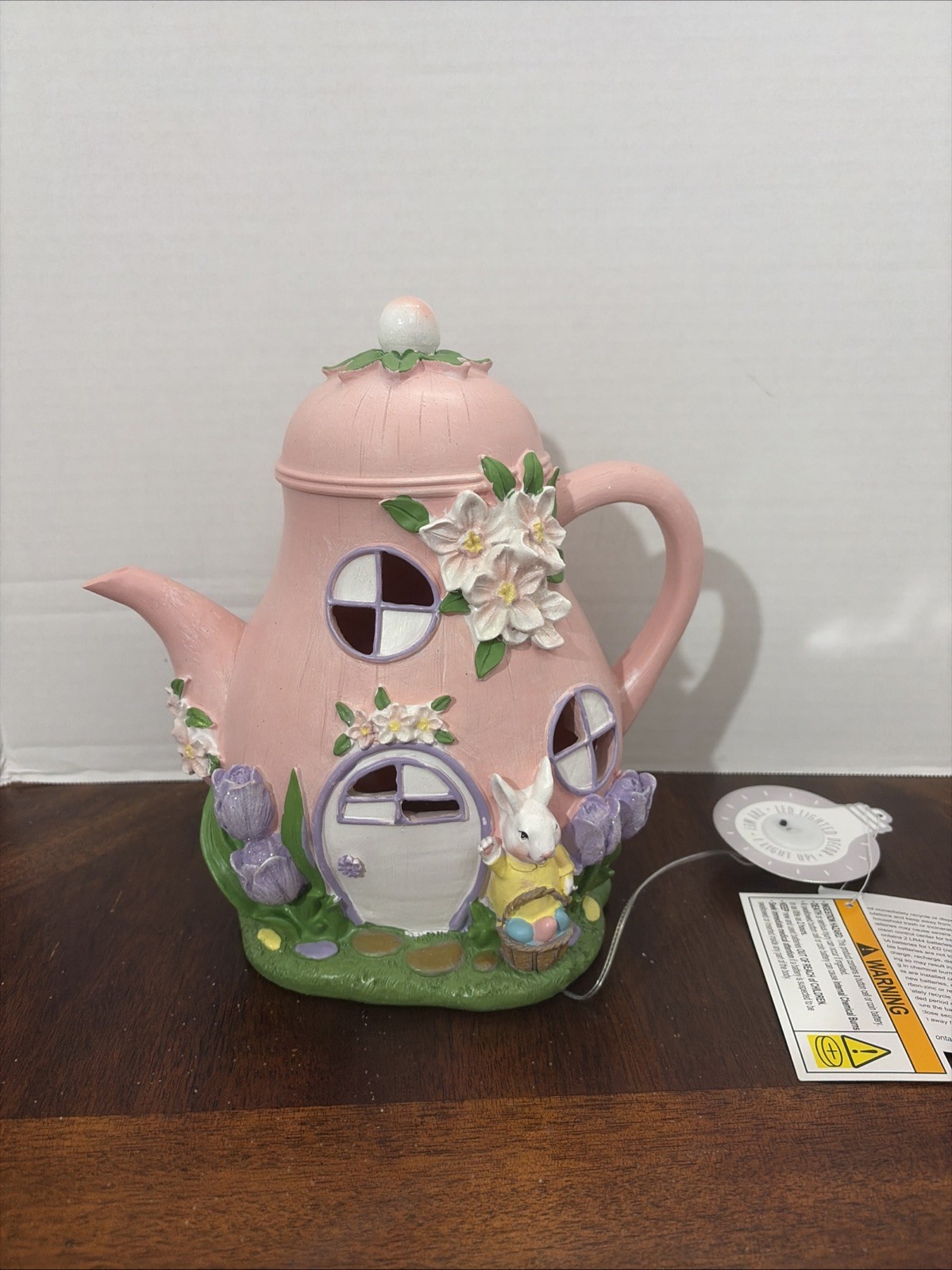 SPRING GATHERINGS LED Light Up Teapot House Easter Decor 10"H (NEW WITH TAG) SPRING GATHERINGS LED Light Up Teapot House Easter Decor 10"H (NEW WITH TAG)