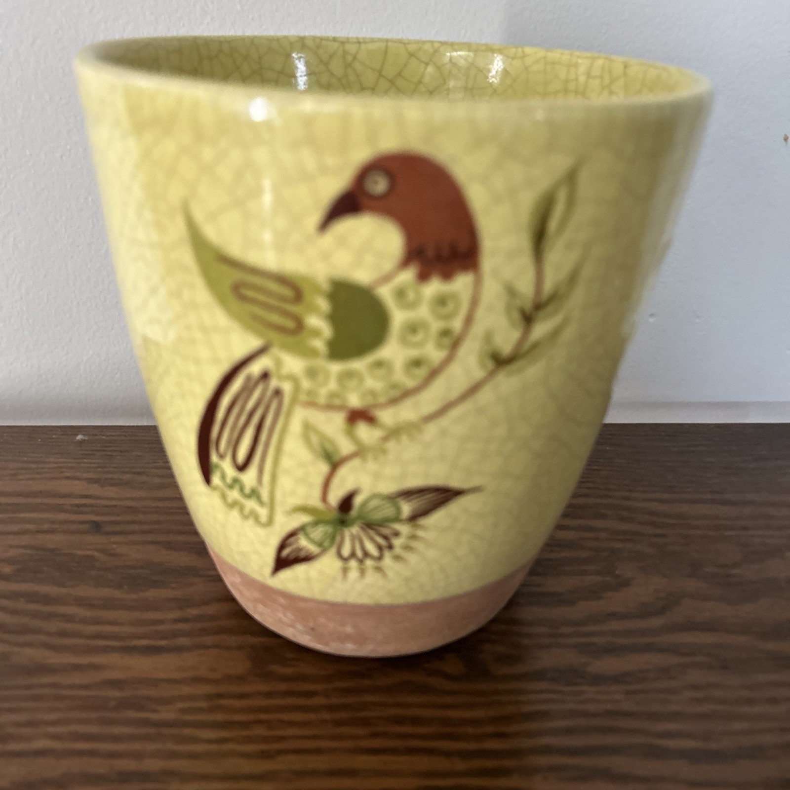 Mid-century Barbara Willis California Pottery 7.5”  Planter Vase Yellow w/Bird 