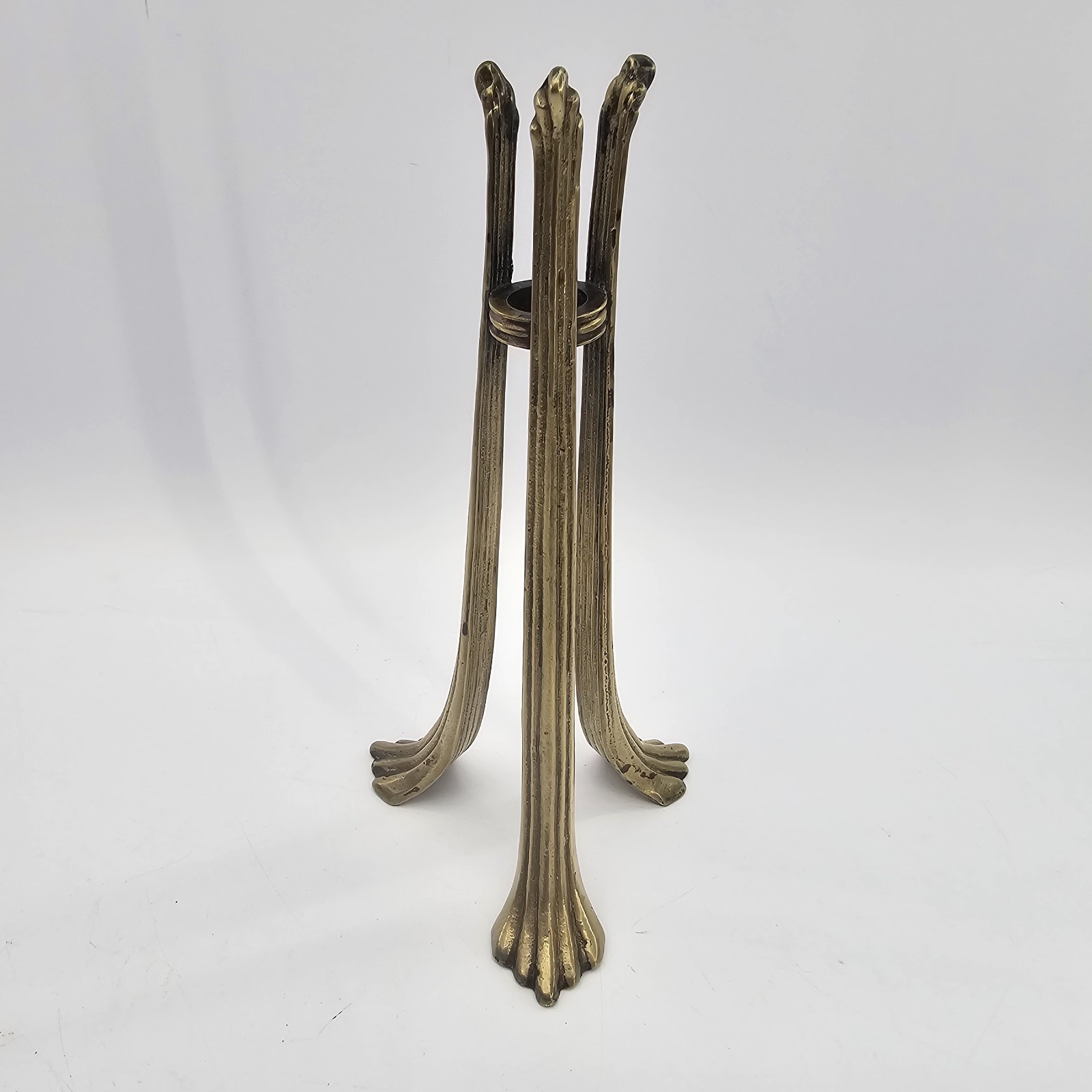 Vintage Silvestri Brass Tripod 10" Inch Candle Holder Decor Root Tiffany Vintage Silvestri Brass Tripod 10" Inch Candle Holder Decor Root Tiffany