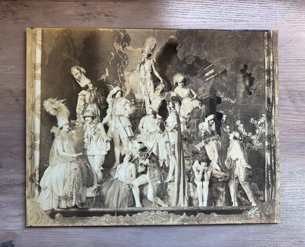 1920s CHORUS GIRLS EARL CARROLL'S VANITIES OVERSIZED PHOTO BY WHITE ORIG PHOTO