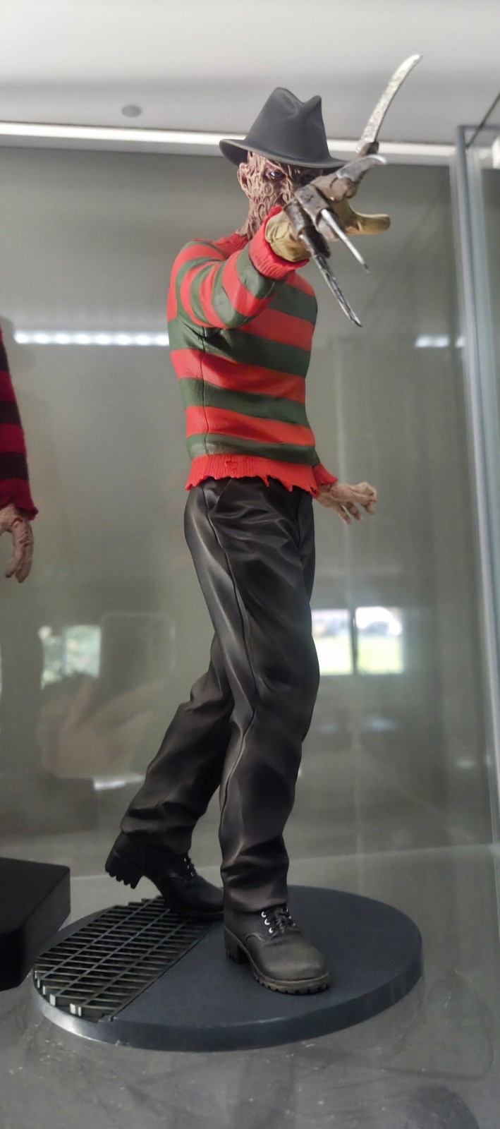 Kotobukiya ARTFX - Freddy Krueger - A Nightmare On Elm Street 1/6 Statue 
