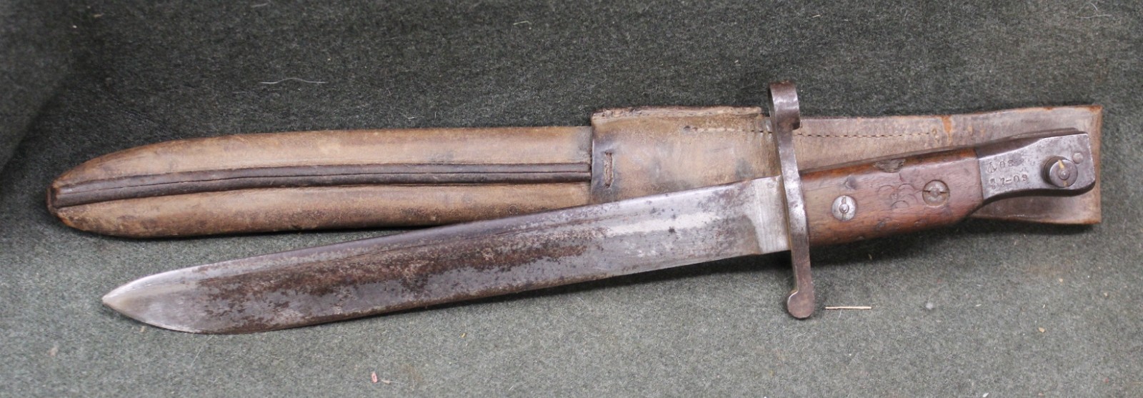 Ross Rifle Co (Canada) WWI US Marked Model 1905/10 Bayonet Knife & Sheath WWI Ross Rifle Co (Canada) WWI US Marked Model 1905/10 Bayonet Knife & Sheath WWI