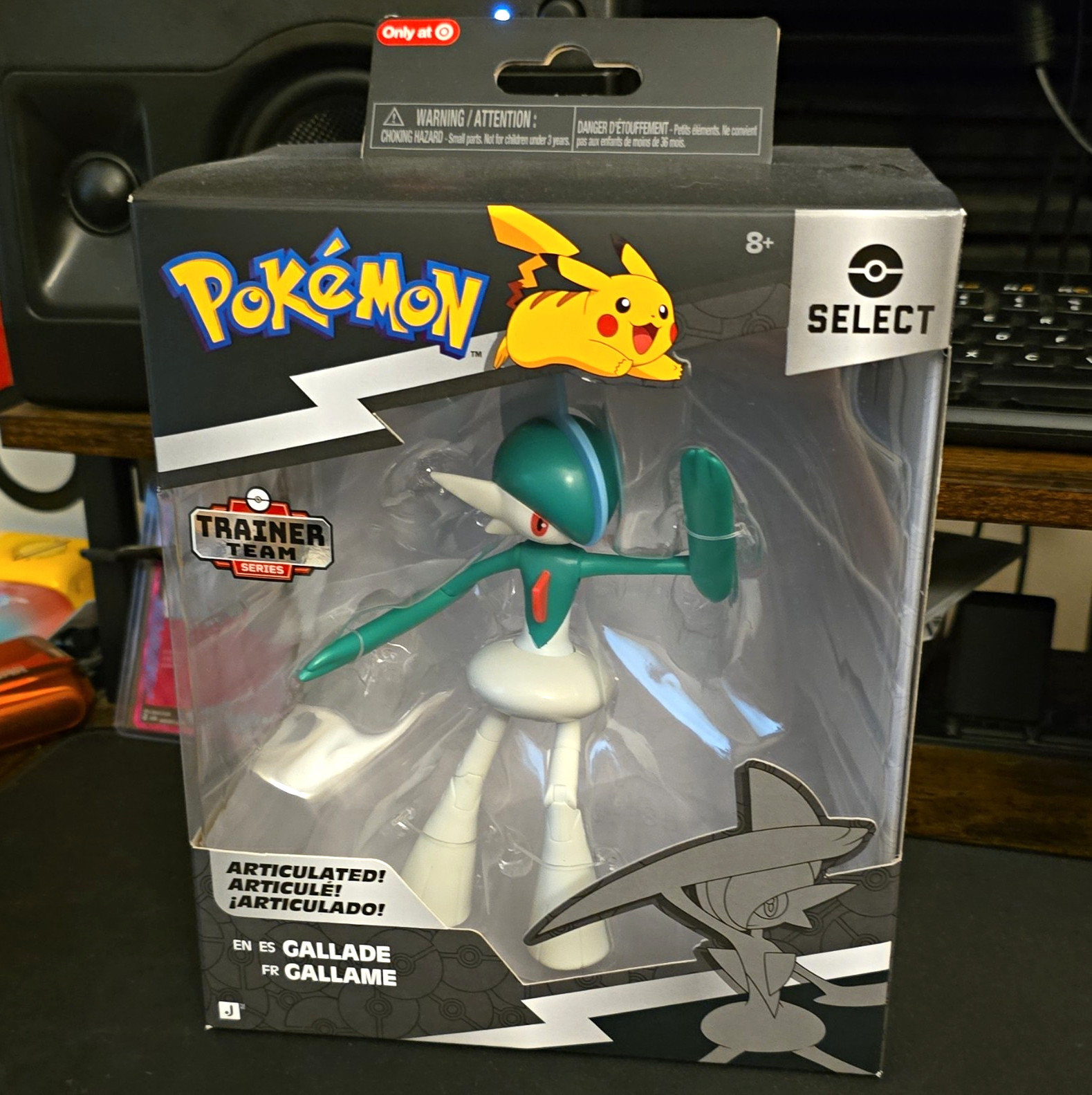 Pokémon Select Gallade Articulated Boxed Figure Trainer Team Series PKM1050