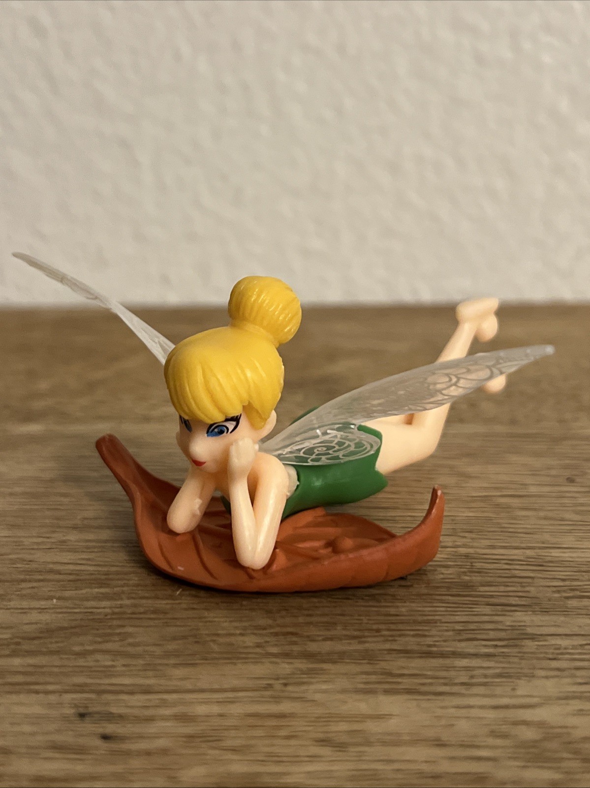 Tinker Bell Fairy On Leaf Disney Peter Pan 3” Figure PVC Toy Tinker Bell Fairy On Leaf Disney Peter Pan 3” Figure PVC Toy