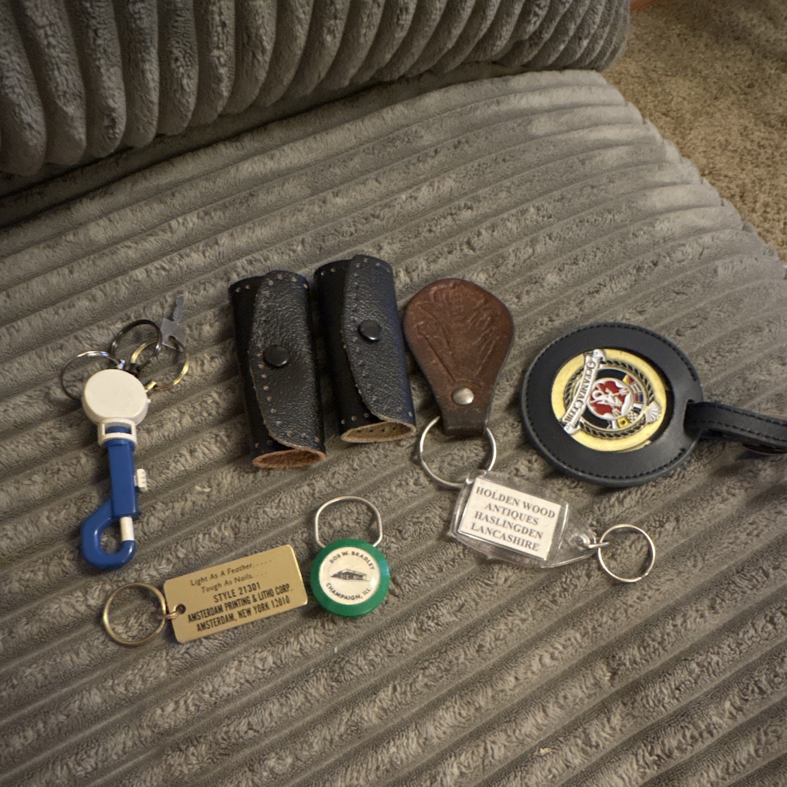 Title: Vintage Keychain Lot 7pc Advertising Novelty Leather Key Wraps Brass Fob