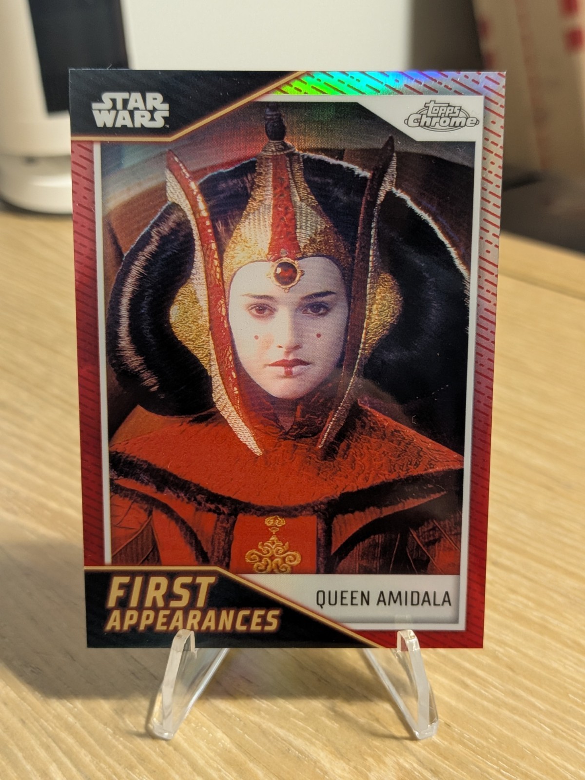 2023 Topps Star Wars Chrome First Appearances Queen Amidala #FA-11 Red 4/5 🚨 2023 Topps Star Wars Chrome First Appearances Queen Amidala #FA-11 Red 4/5 🚨