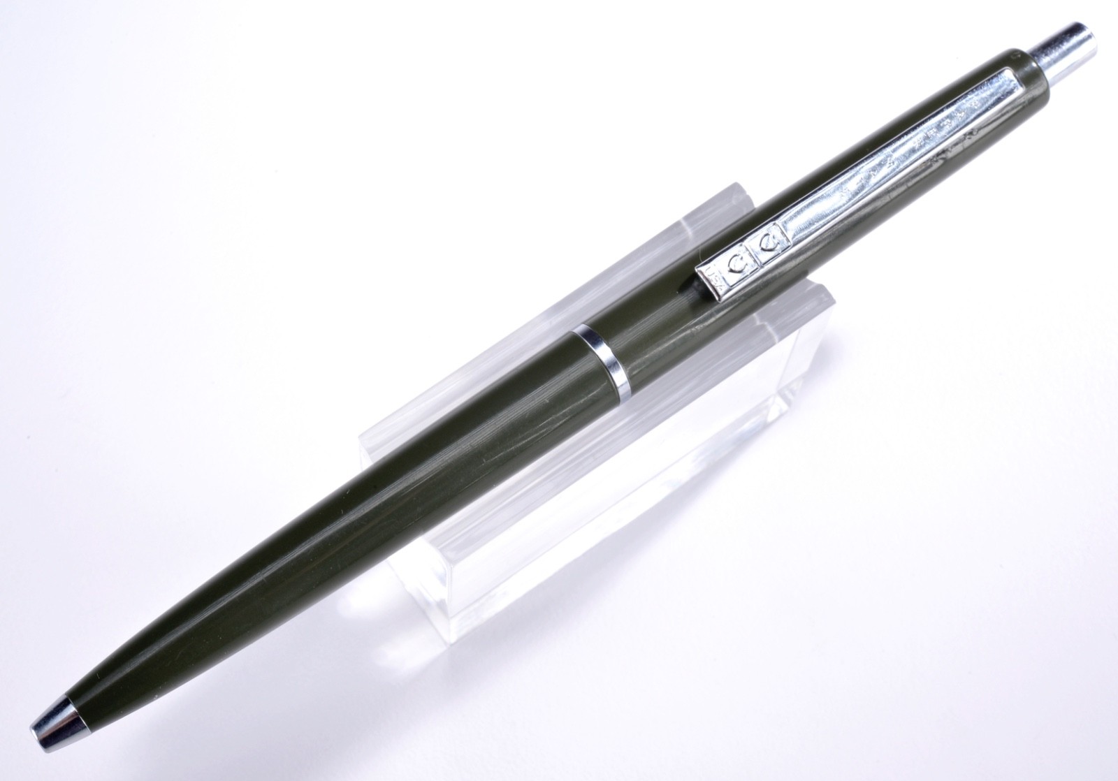 Vintage (c1966) Paper-Mate Ballpoint Hunter Green Pen - Mid-Century Modern #101 Vintage (c1966) Paper-Mate Ballpoint Hunter Green Pen - Mid-Century Modern #101