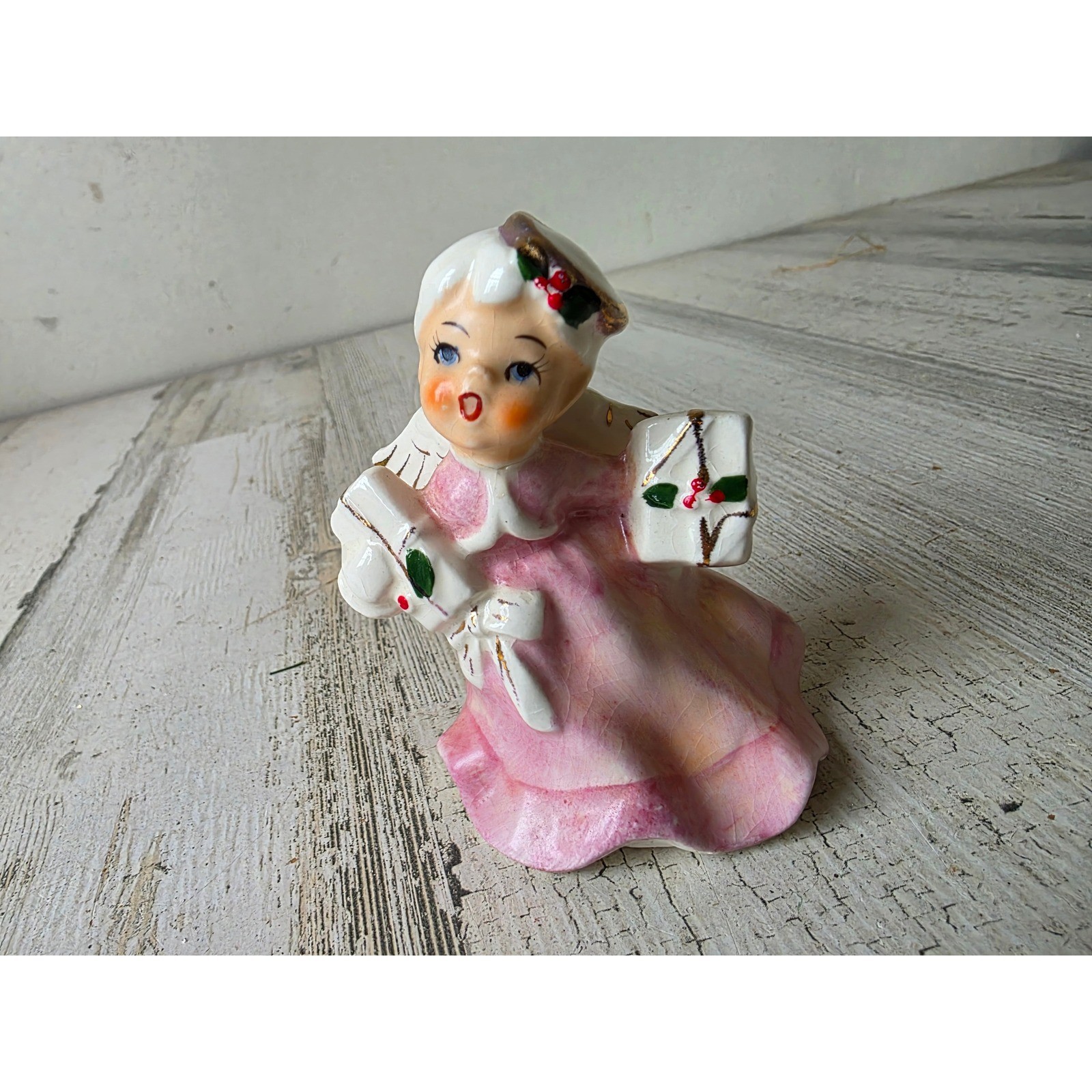 Vintage napco Japan pink Angel cherub presents ceramic figurine statue decor Vintage napco Japan pink Angel cherub presents ceramic figurine statue decor