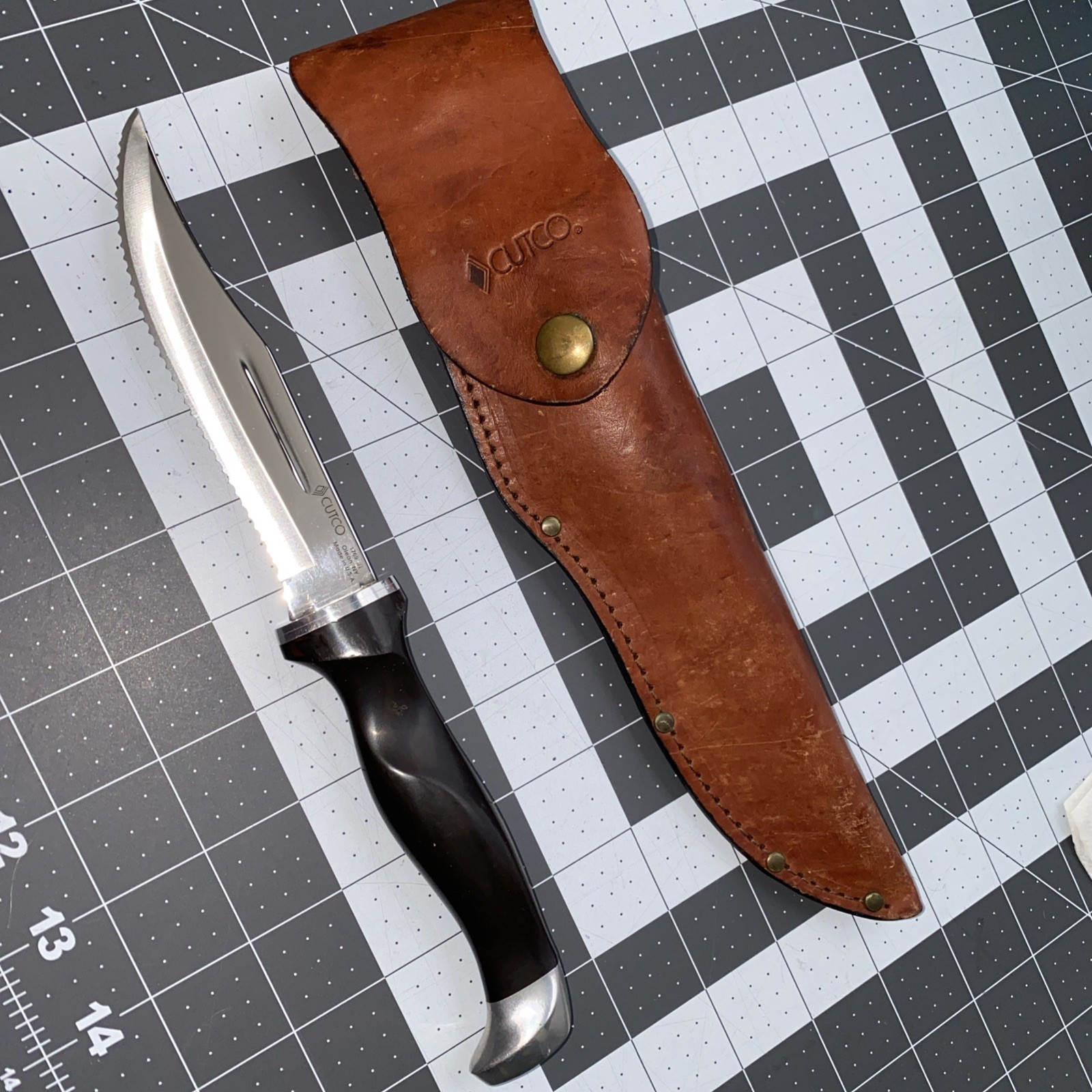 Cutco Vintage 1769 JI Olean NY Hunting Knife with Leather Sheath made in USA Cutco Vintage 1769 JI Olean NY Hunting Knife with Leather Sheath made in USA