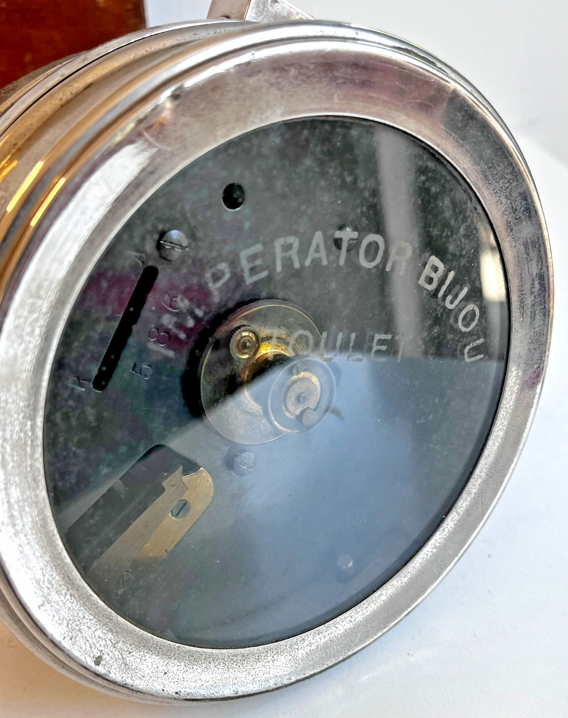 Vintage Toulet Imperator Bijou Racing Pigeon Clock Rebecq Belgium 1959 Vintage Toulet Imperator Bijou Racing Pigeon Clock Rebecq Belgium 1959