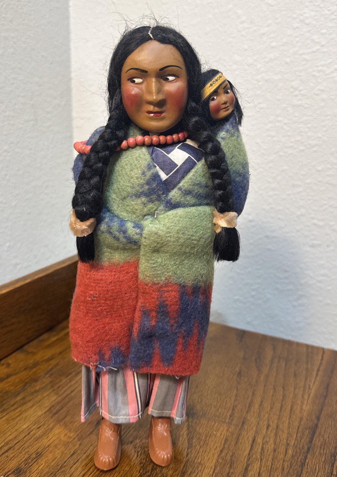 Vintage Skookum Bully Good Indian Squaw Doll with Papoose ~11”  VGC