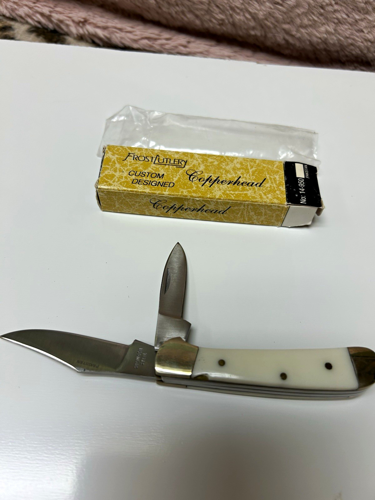 Vintage 94 Frost Cutlery Copperhead 2-Blade Knife Model 14-950 w/ Original box Vintage 94 Frost Cutlery Copperhead 2-Blade Knife Model 14-950 w/ Original box