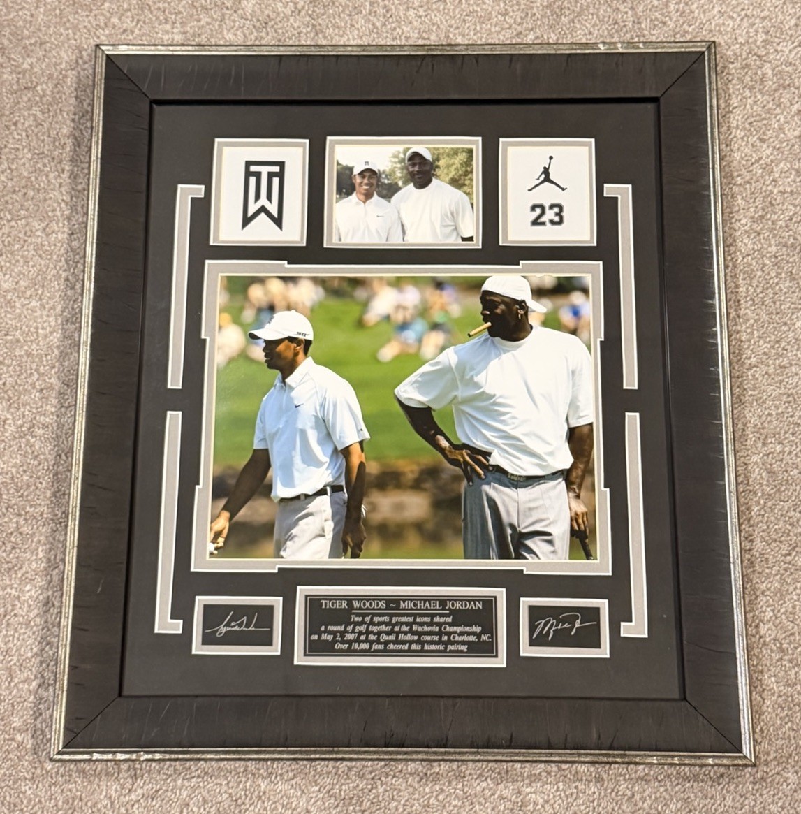 Tiger Woods & Michael Jordan Framed Photo (16x18) Tiger Woods & Michael Jordan Framed Photo (16x18)
