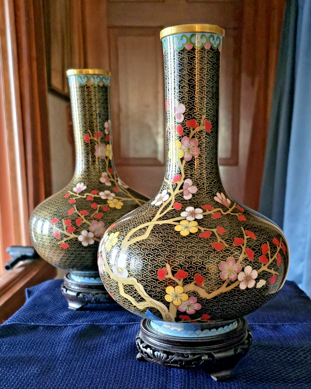 Chinese Cloisonne Enamel Vases Blossoms/Bluebirds w/Stands/Presentation Box 11"