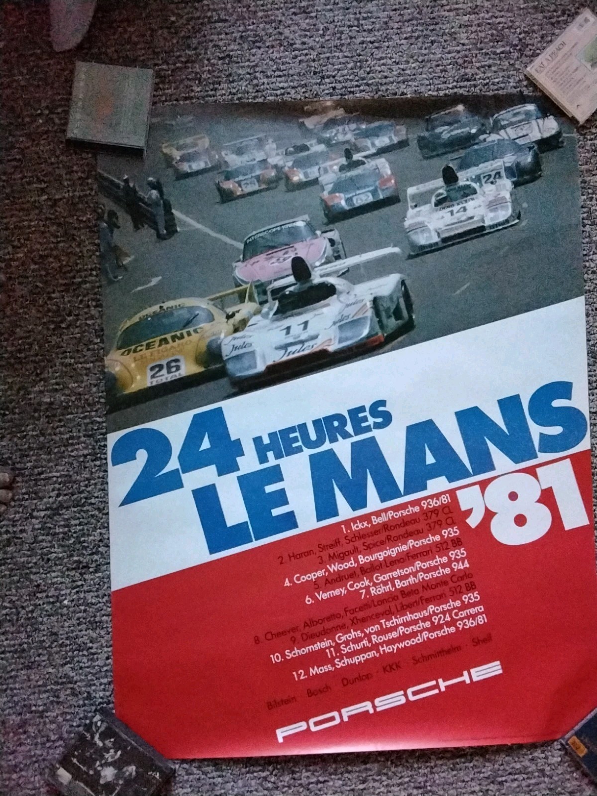 1981 PORSCHE FACTORY 24 HEURES Le Mans Poster 30"x40" 1981 PORSCHE FACTORY 24 HEURES Le Mans Poster 30"x40"