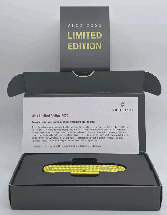 Victorinox PIONEER X ALOX LIMITED EDITION 2023 Electric Yellow Victorinox PIONEER X ALOX LIMITED EDITION 2023 Electric Yellow
