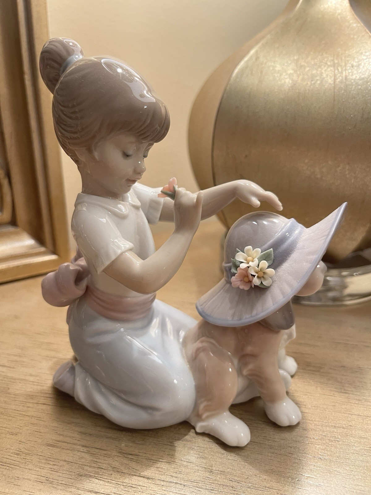 Lladro Te Pongo Guapo An Elegant Touch NEW WITHOUT BOX Lladro Te Pongo Guapo An Elegant Touch NEW WITHOUT BOX