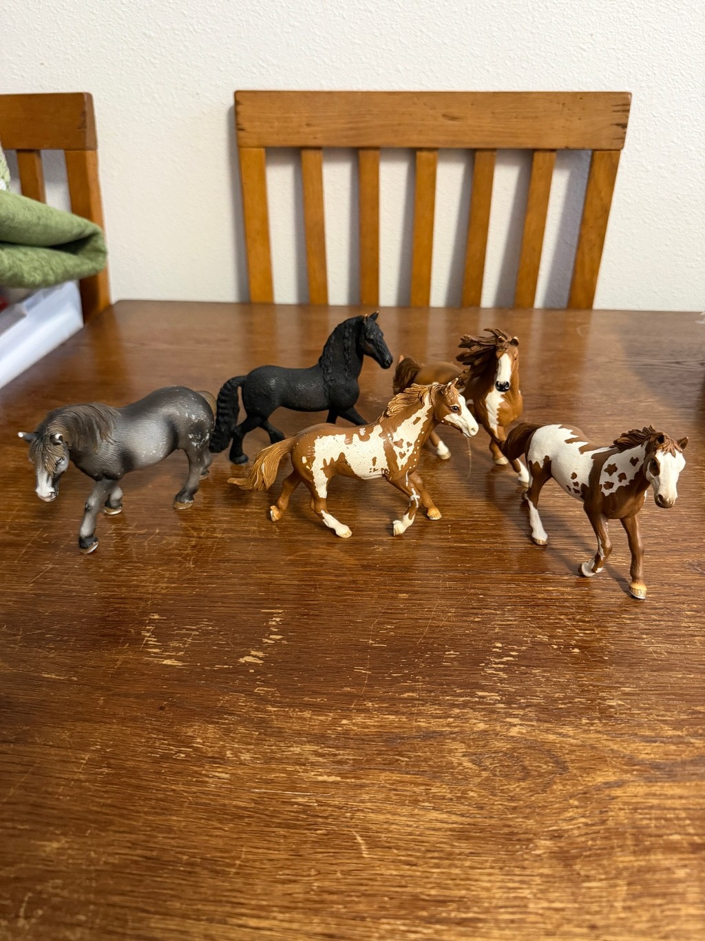 Retired Schleich Horse Figure Lot of 5 Friesian Pinto Pony Draft Horse 2006 2007 Retired Schleich Horse Figure Lot of 5 Friesian Pinto Pony Draft Horse 2006 2007
